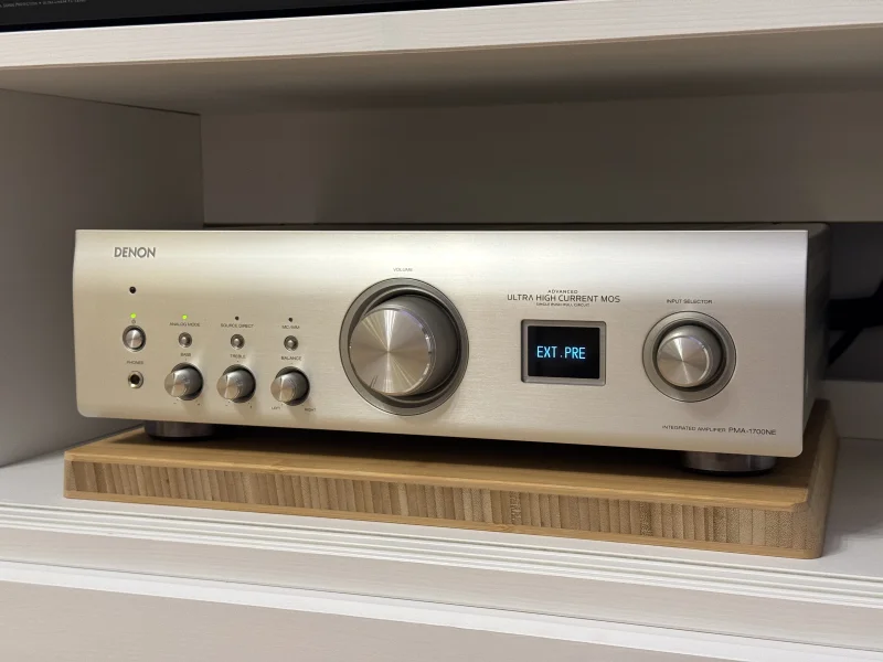 Denon PMA-1700NE F&ouml;rst&auml;rkare - Bild 1 av 7