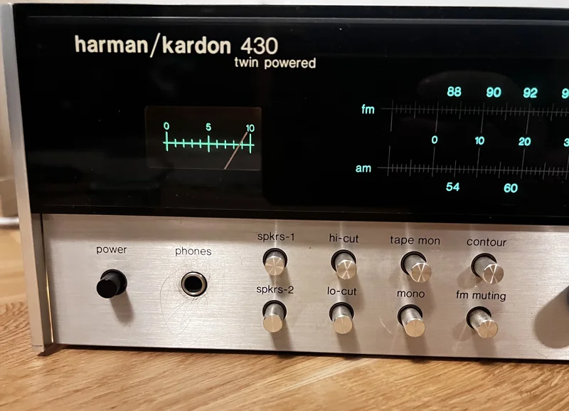 Harman Kardon 430 Twin Powered &ndash; fint skick, fungerar bra vid test - Bild 2 av 7
