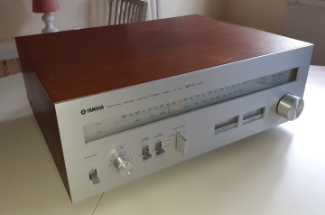 Yamaha tuner CT-1010