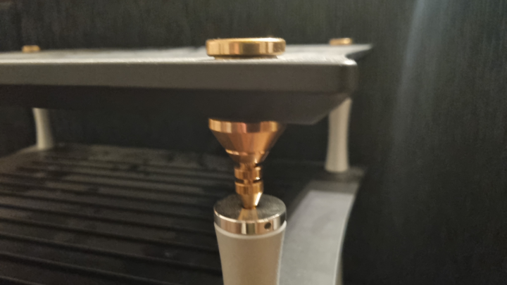 Hifi Bänk Quadraspire SVT Bambu med Bronze Upgrade