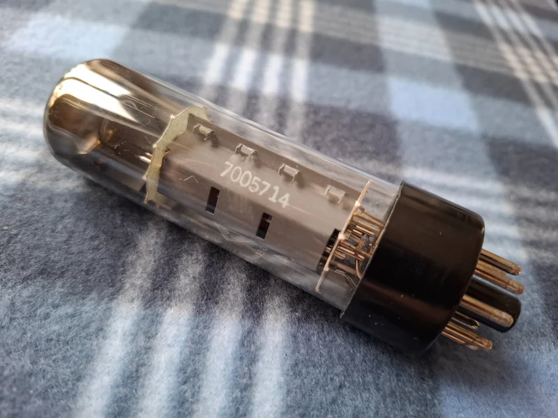 EL34 (6ca7) NOS Telefunken Matchad kvarett i originalaskar - Bild 7 av 7