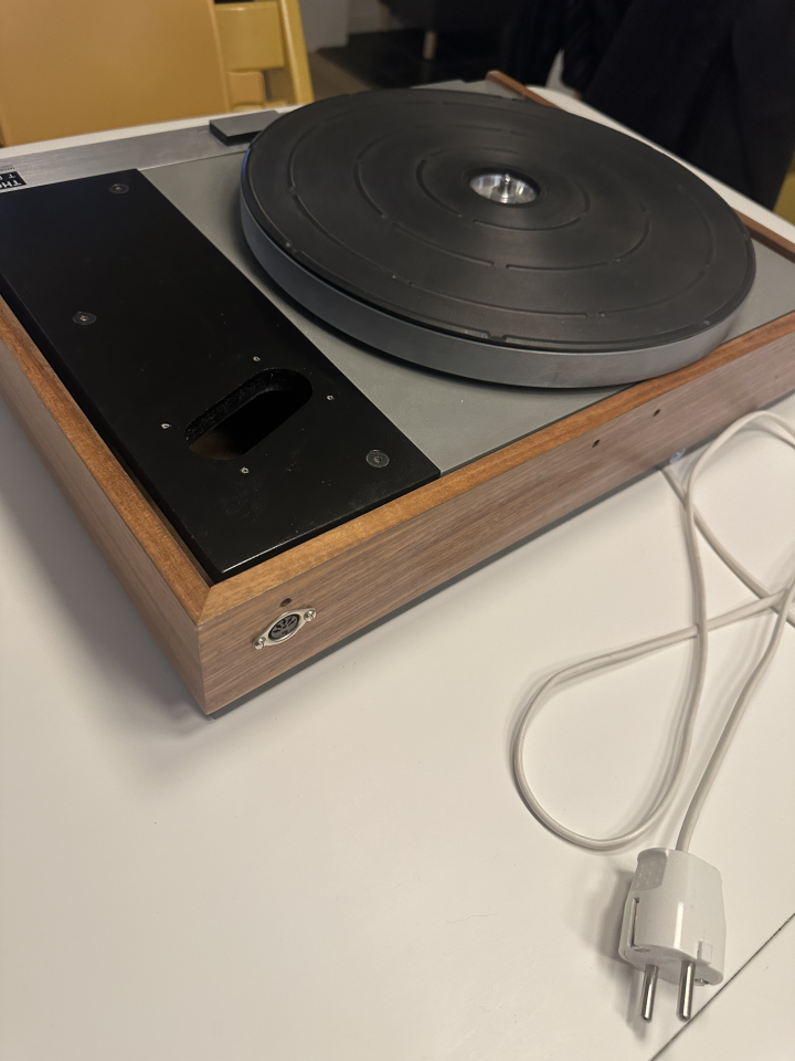 Thorens TD125