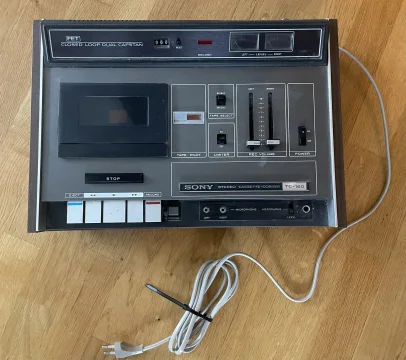 TC-160 kassettbandspelare