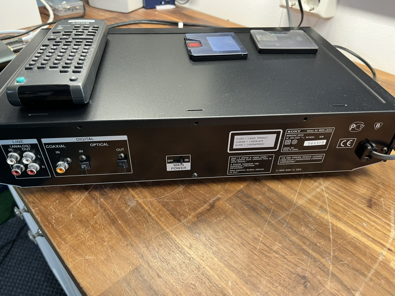Pioneer MiniDisc MDS-JE510 inkl fjärr och 3 discar. - Bild 3 av 3