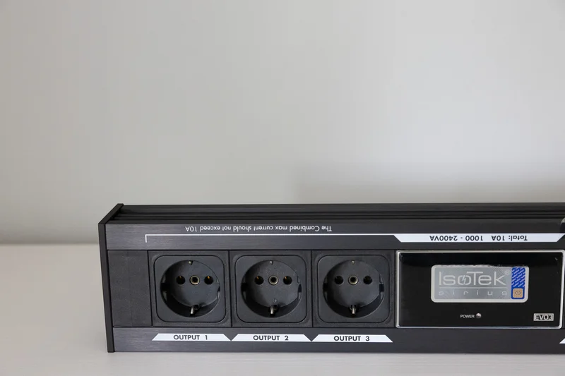 Isotek Evo3 Sirius Isotek Evo3 Sirius - Bild 2 av 3