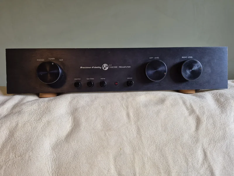 R&ouml;rf&ouml;rsteg - Precision Fidelity C7  Cascode Preamplifier - Bild 2 av 5