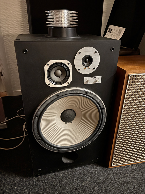 Pioneer HPM 150 - Bild 1 av 4