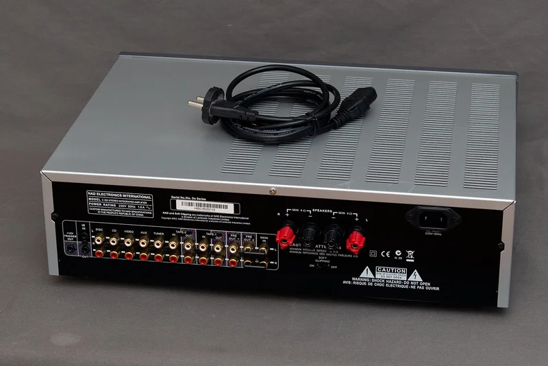 NAD C 352 - Kuva 2 / 4