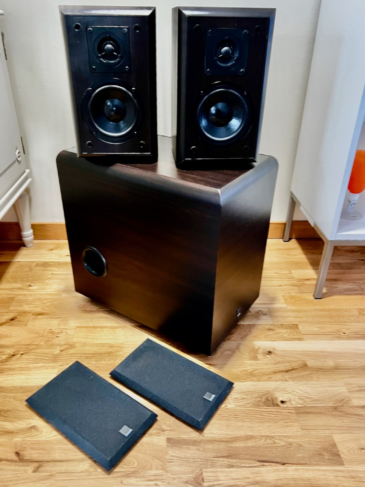 Sonab ljudsystem. Högtalare CS-101 och Subwoofer SB-101. Fint skick.