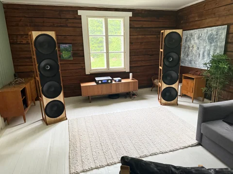 UralTone 4x15&rdquo; dipolh&ouml;gtalare