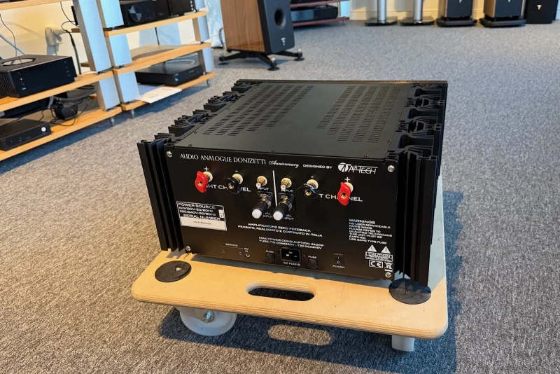 Audio Analogue Donizetti Anniversary - Begagnat highendslutsteg - Bild 2 av 3