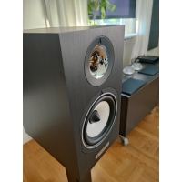 Triangle esprit Titus ez bytes mot dynaudio