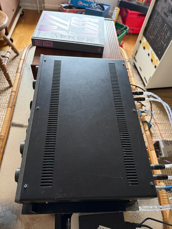 KRELL KSP 7B + KRELL POWER SUPPLY KRELL KSP 7B + KRELL POWER SUPPLY - Image 2 of 4