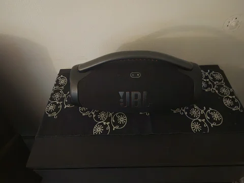Jbl bombox 3