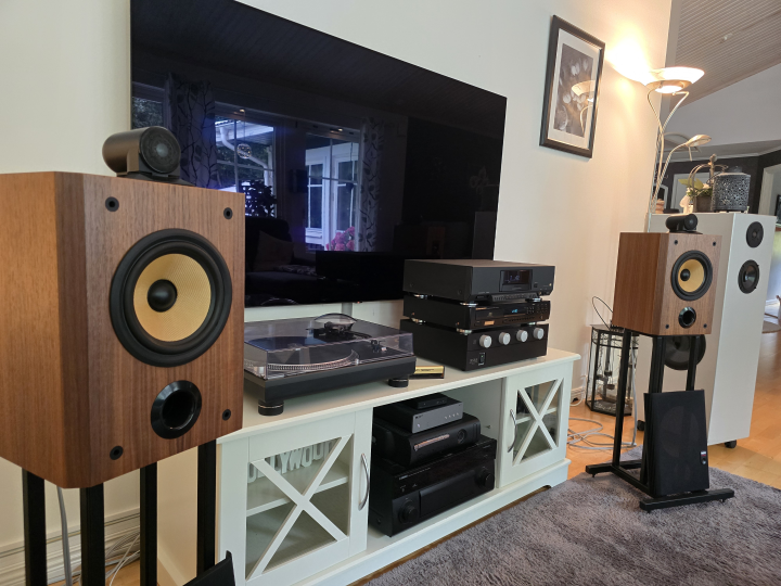 B&W Matrix 805 – High-end stativhögtalare i originalkartong