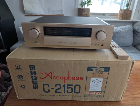 Accuphase C-2150 försteg Accuphase C-2150 försteg