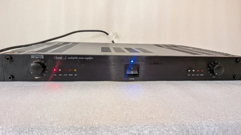 Biamp CHAMP-2 slutsteg - Bild 1 av 3