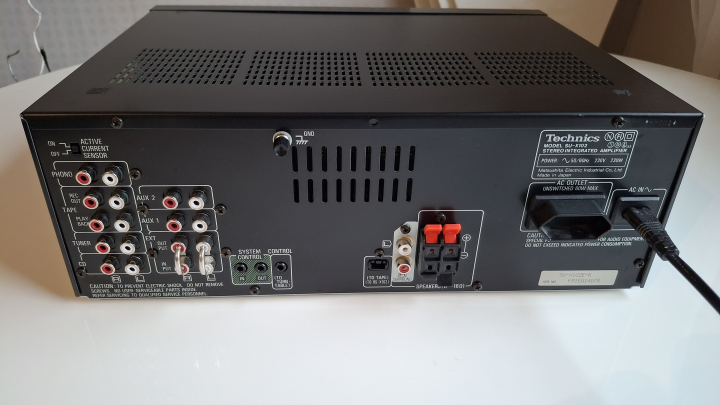 Technics SU-X102 Stereo Förstärkare 80 watt