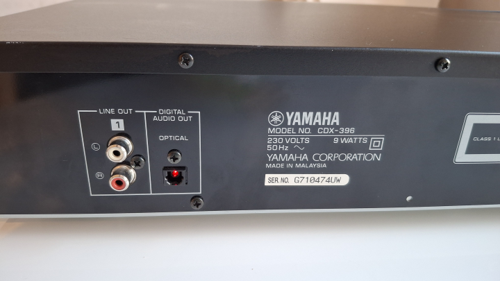 YAMAHA CDX-396 CD-Spelare