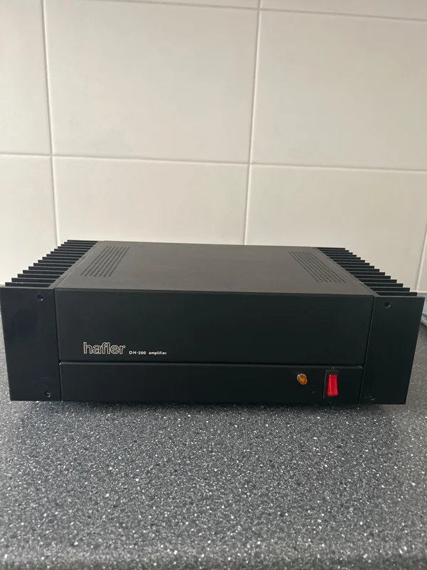 Haffler D-200 - Bild 1 av 3