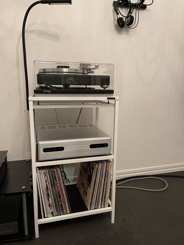 ”Target” HiFi-rack