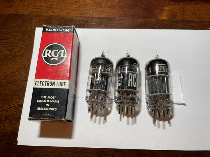 RCA 5751-Ecc83 Triple Mica Black plate NOS