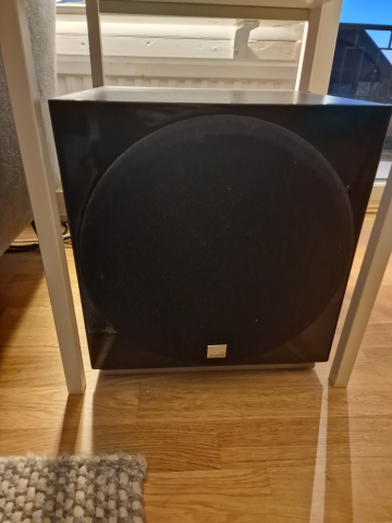 Dali Opticon 6 par med Dali Subwoofer E-12F & Bluesound Powernode 2