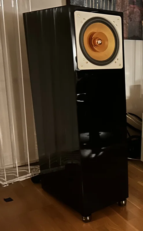 Cube Audio Nenuphar V2 Cube Audio Nenuphar V2 - Bild 1 av 3