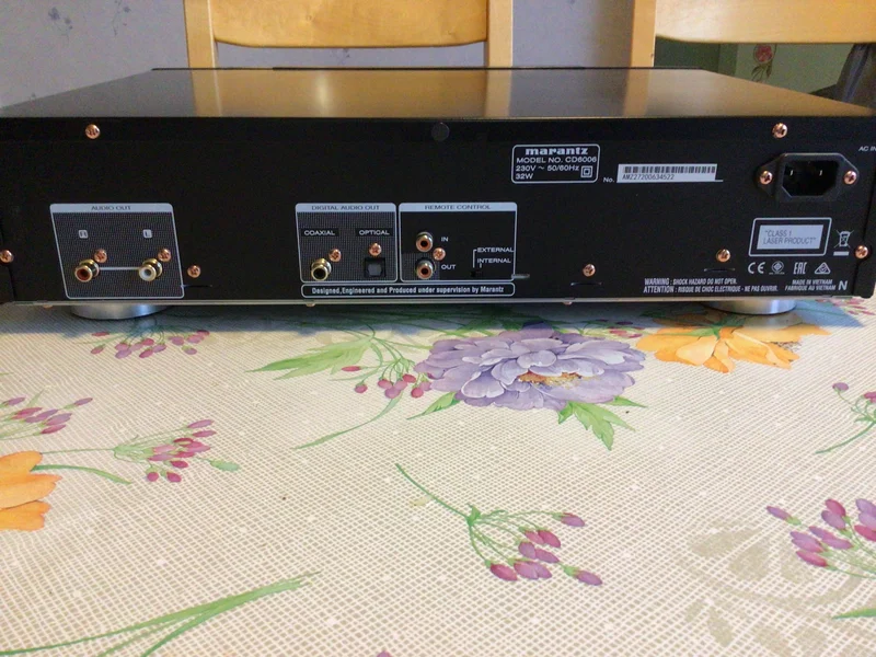 Säljes Marantz cd 6006 Säljes Marantz cd 6006 - Bild 2 av 2
