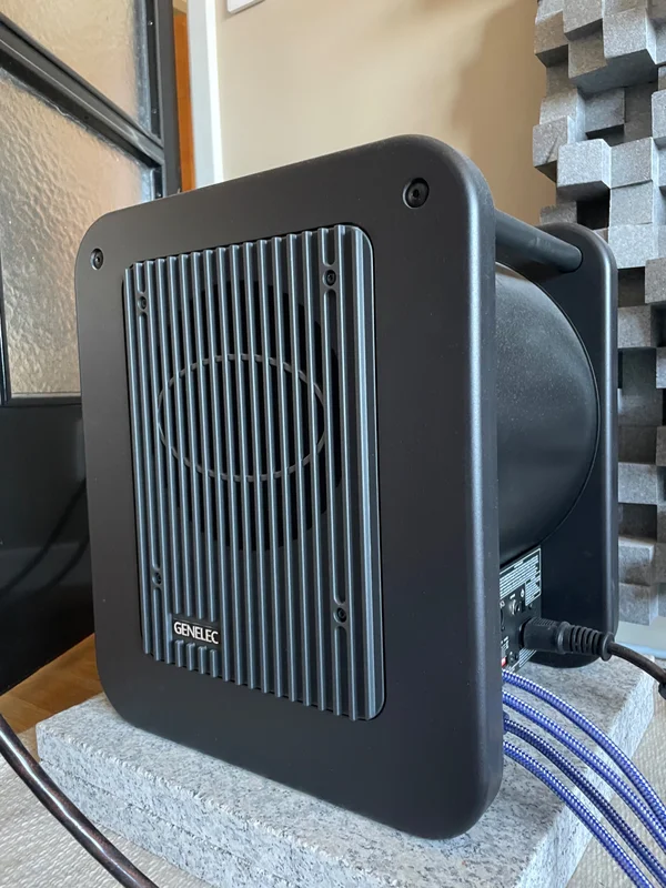 Genelec 8040 + 7050 - Bild 4 av 5
