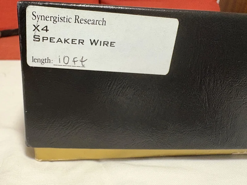 Synergistic Research cables - Bild 13 av 14