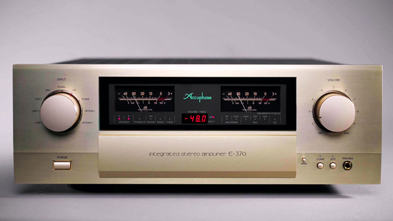 Integrerad Accuphase (K) - Bild 1 av 1