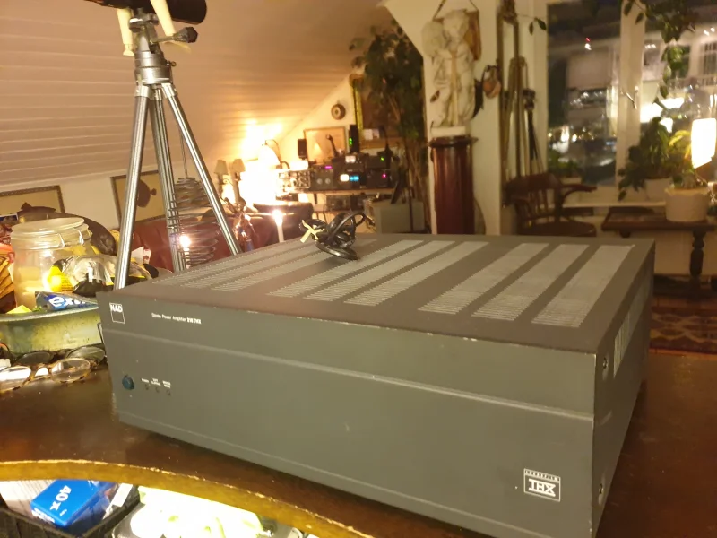 NAD 216 THX Slutsteg.  - Bild 1 av 2