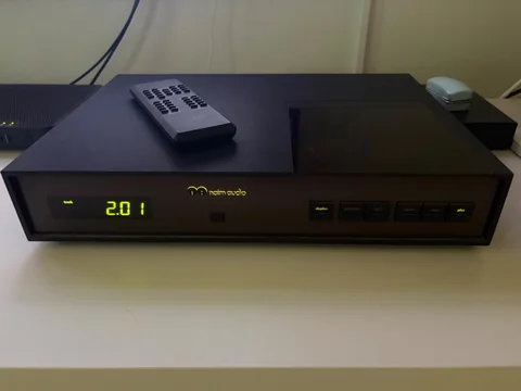 NAIM olive