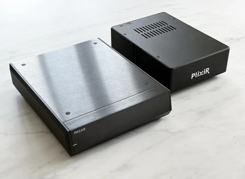 Melco S100 switch med Plixir str&ouml;mdel - Bild 1 av 1