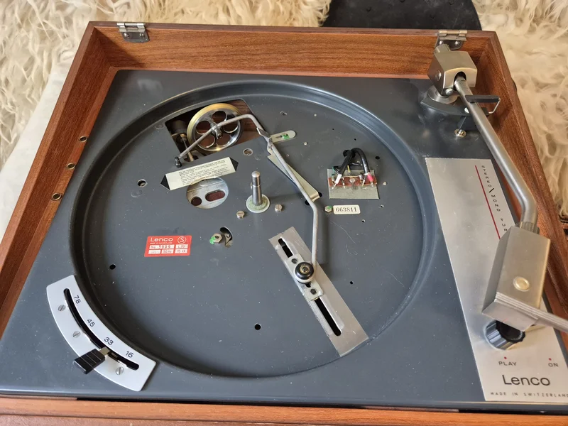 AGA Lenco L70 - Bild 6 av 9