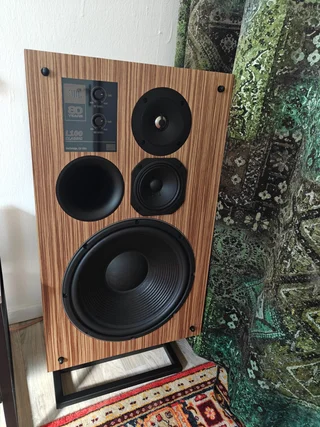 JBL L100 classic 80 anniversary JBL L100 classic 80 anniversary