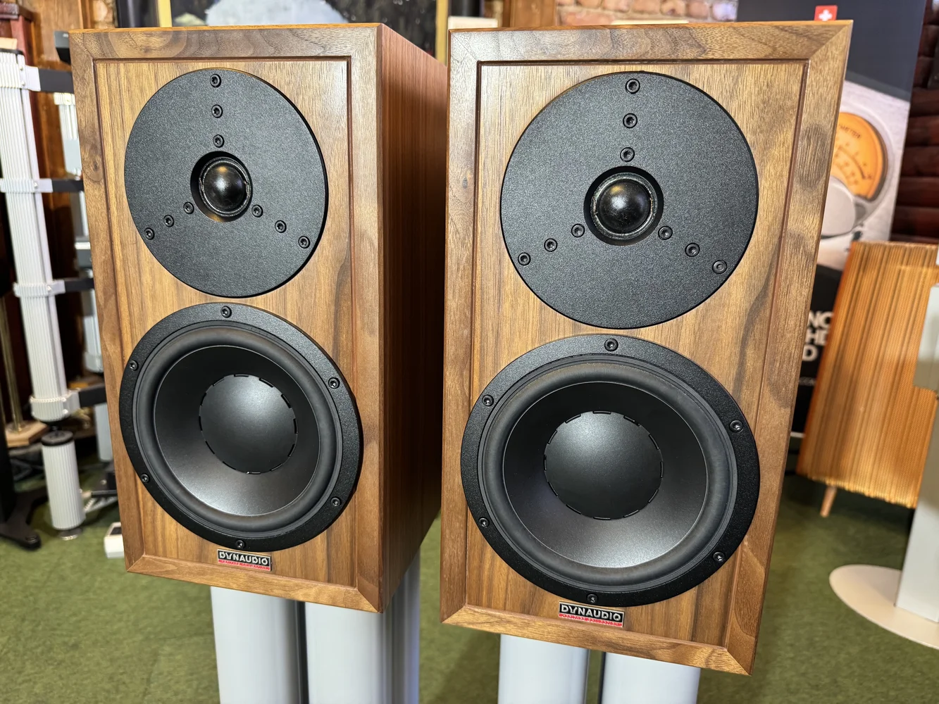 RESERVERADE / Dynaudio Heritage Special