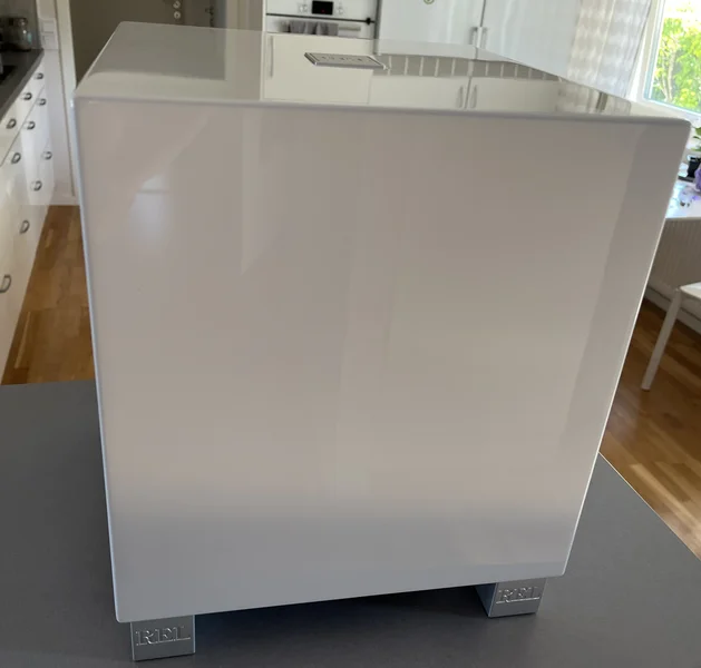 REL T5i Subwoofer &ndash; Vit h&ouml;gblank &ndash; Mycket fint skick - Bild 4 av 8