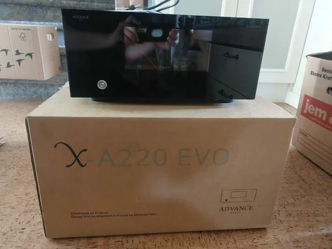 Advance X A220 EVO