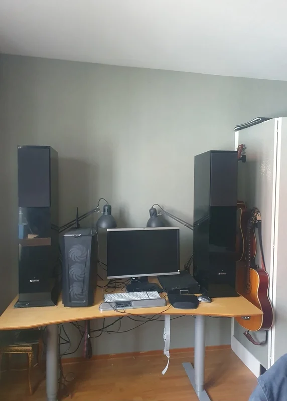 Audio Pro Blue Diamond &ndash; kraftfulla golvh&ouml;gtalare med inbyggd aktiv bas - Bild 3 av 3
