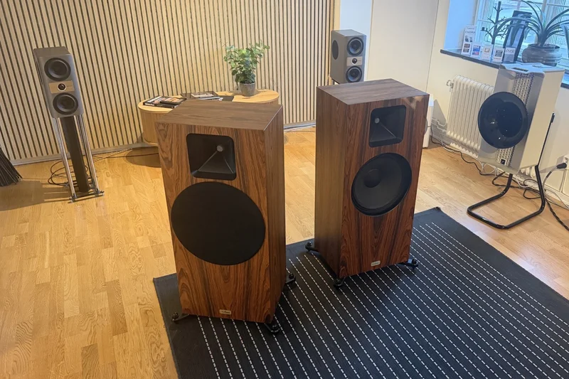 Thivan Labs Eros-9 Anniversary - Demoex - Billede 2 af 4