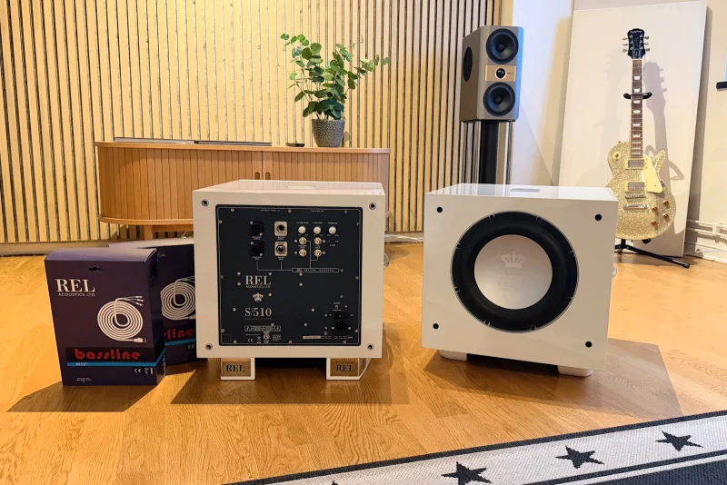 Rel Acoustics S/510 subwoofer & Bassline kabel - Begagnad(e) sub (ar) - Bild 1 av 4