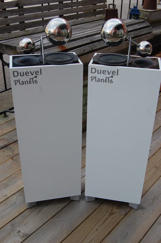 Duevel Planets - Bild 1 av 3