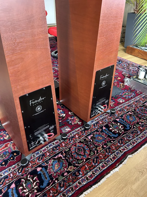 Paradigm Founder 120H mahogny  - Bild 4 av 4