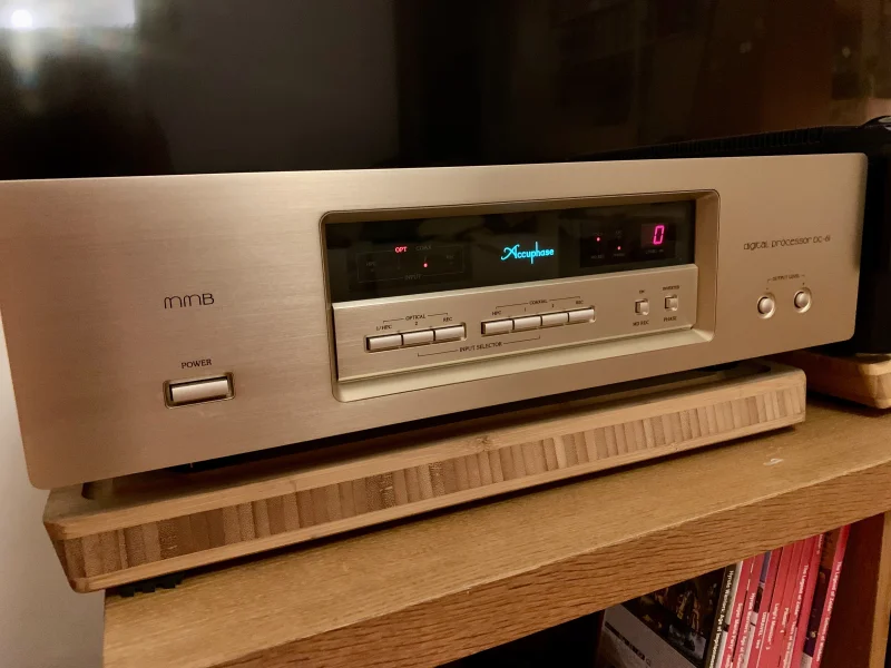Accuphase DC-61 - Bild 1 av 6