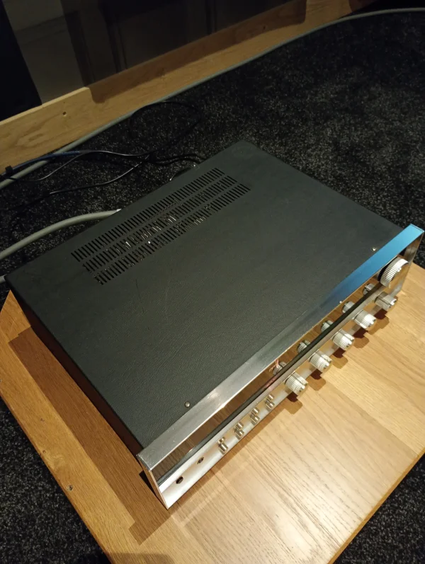 Harman Kardon 630 twin powered Harman Kardon 630 twin powered - Bild 2 av 3