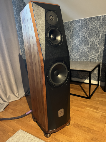 Peak Consult The Empress Signature  V