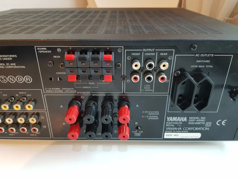 YAMAHA DSP-A590 F&ouml;rst&auml;rkare - Bild 4 av 9