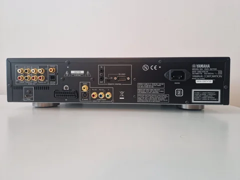 Yamaha DVD S2700